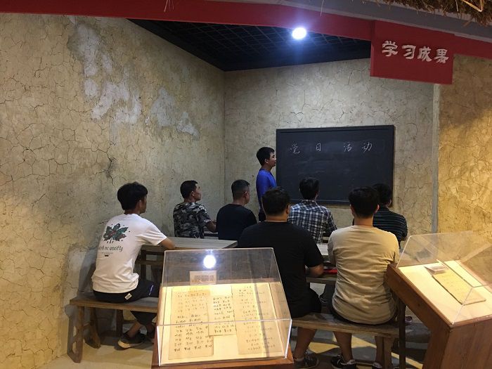 互换互动环节。 农丰华 摄.jpg