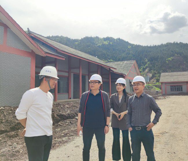 查抄现场。班华朋 摄（建图）.jpg