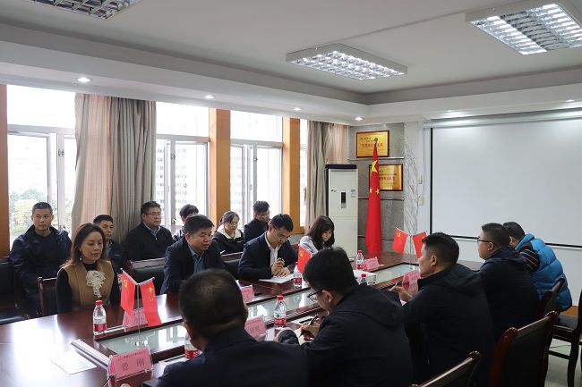 岑廷义宣贯人事任免决定。杨明皓 摄（建图）.jpg